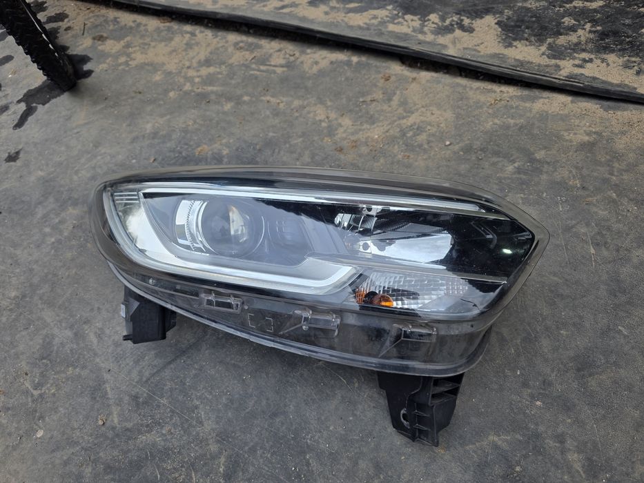 Far dreapta Renault kadjar