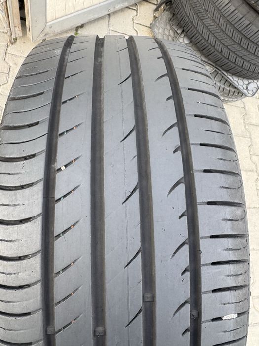 2 бр. Почти Нови Летни Гуми Hankook 245/45/18 7.7мм