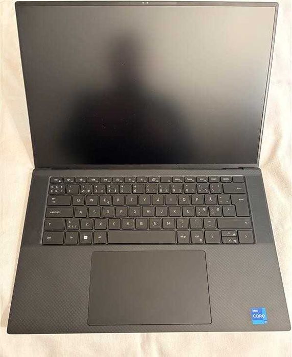 Dell Precision 5570 15,6"IPS 500nit i7 12800H Nvidia A2000 8Gb, 16/512