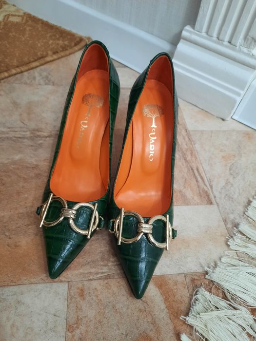 Продам Туфли новые