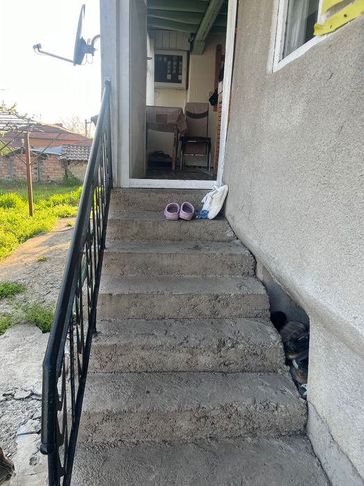 Къща в село Недан