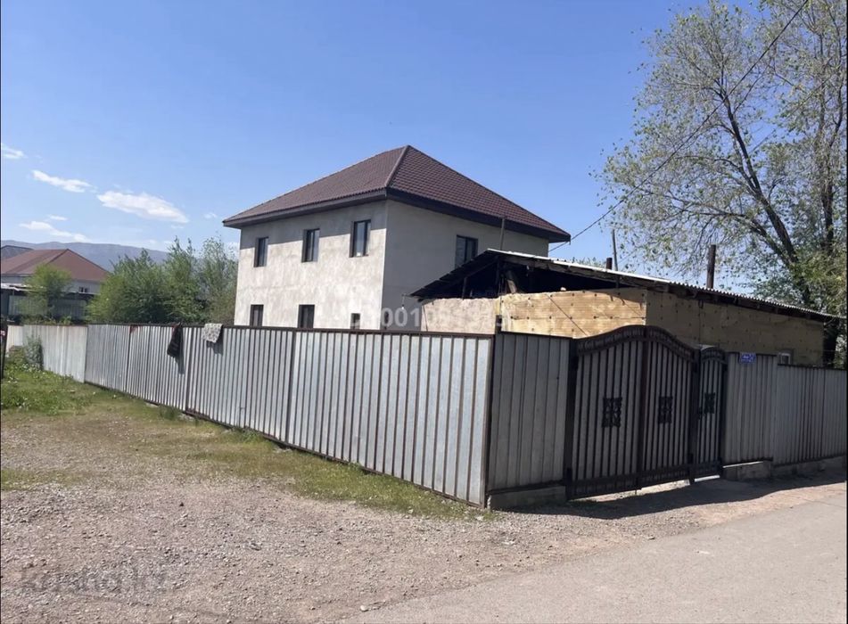Продам большой дом