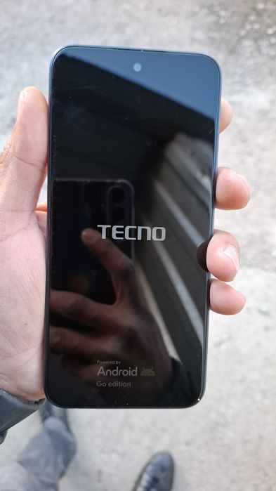 Продам телефон Tecno