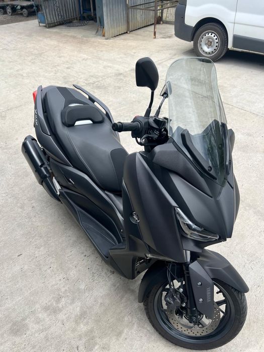 YAMAHA X-MAX 300 2021