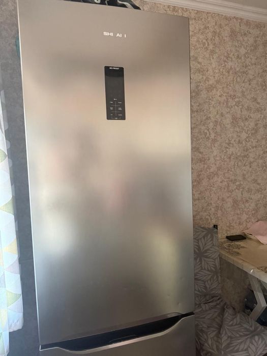 Холодильник 2х камерный