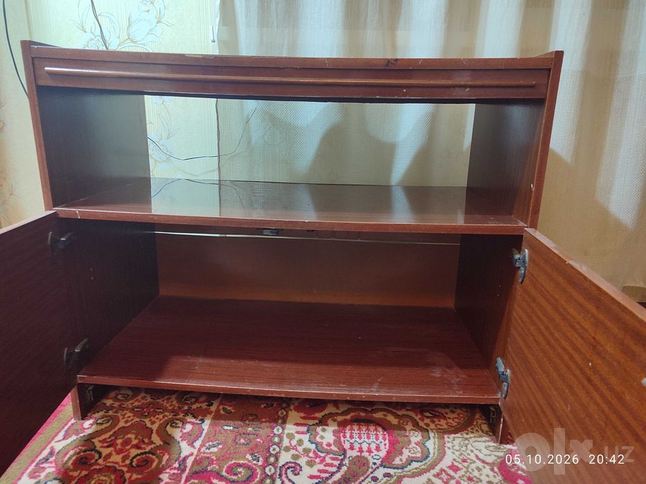 Тумбочка советских времён