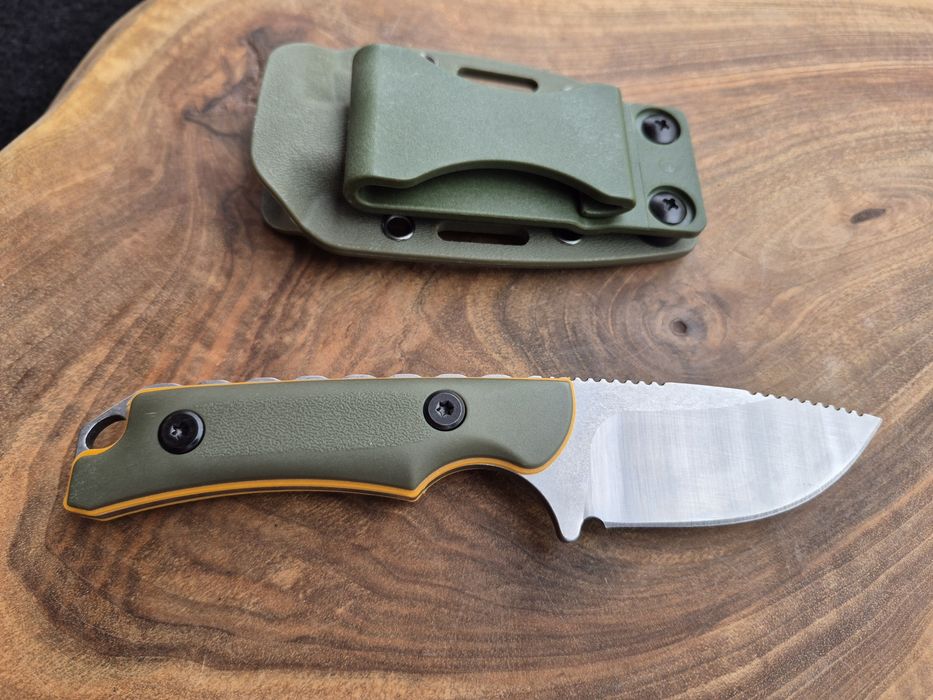 Компактен тактически нож Benchmade Hidden Canyon Hunter 15017 ,два цвя