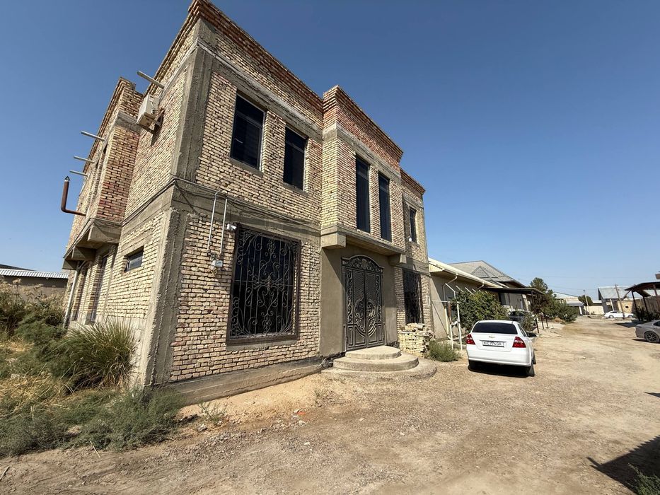 #a649 Tayyor 2.7 sotiqli uchaska sotiladi