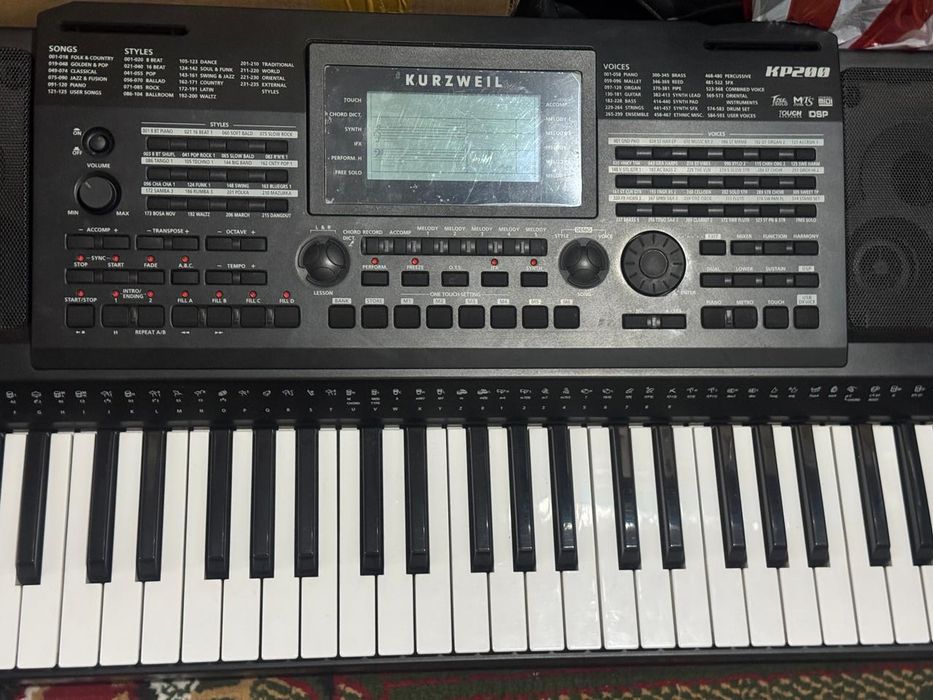 Kurzweil ямаха кр 200