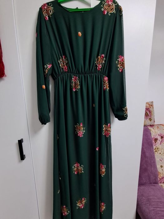 Жабық көйлектер.