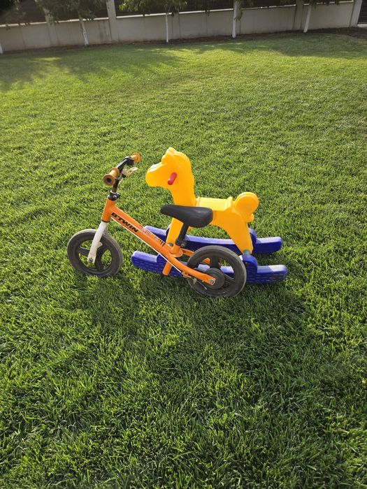Vand Bicicleta echilibru fără pedale si bonus leaghan copii calut