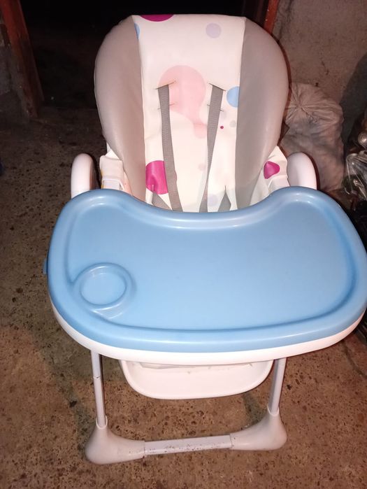 Scaun de masă pt copii/bebeluși
