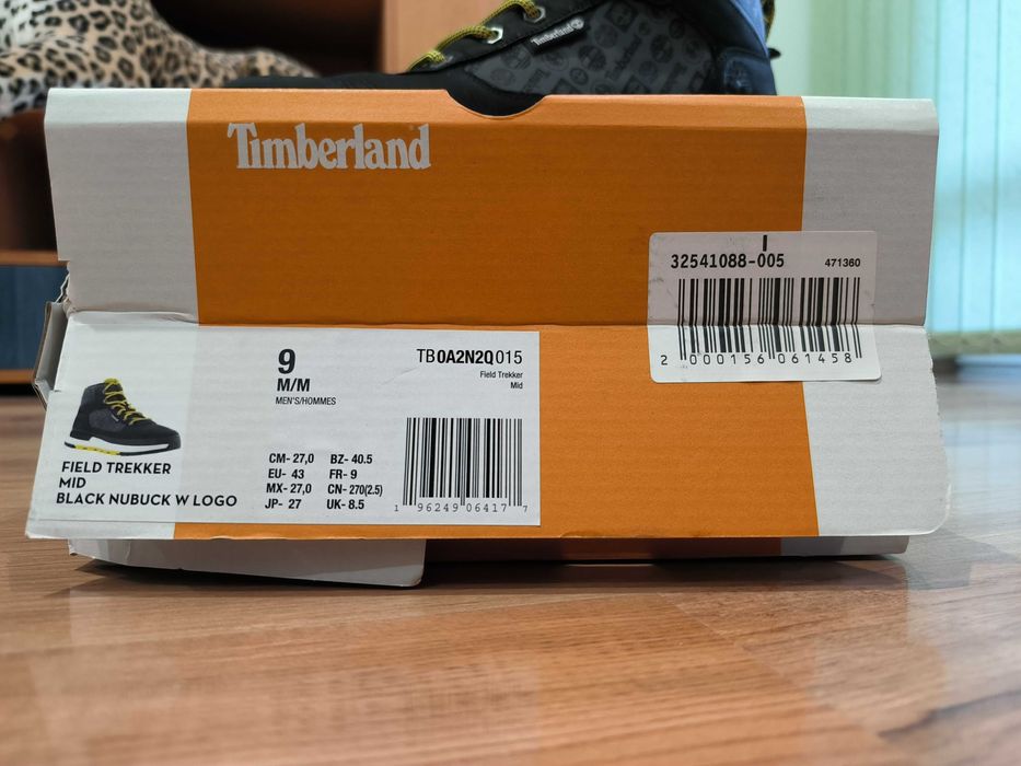 Продавам обувки Timberland №43, черни, топ състояние.
