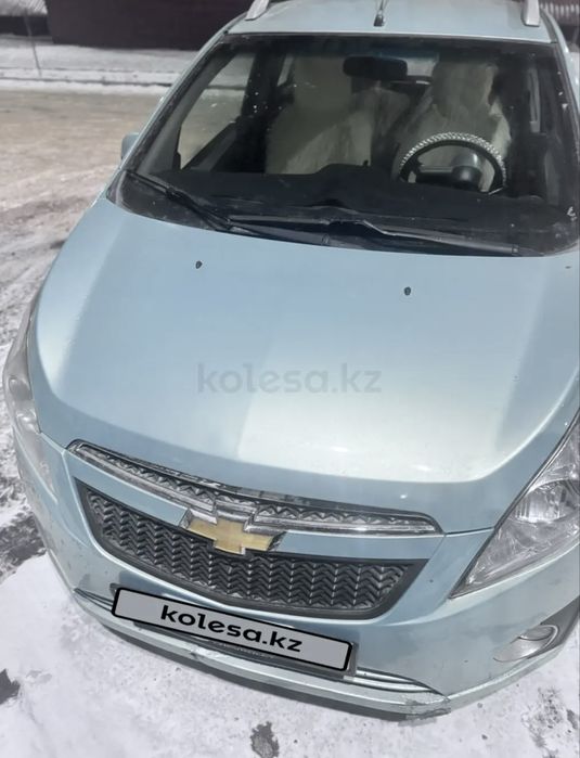 Продам машину Шевроле Спарк