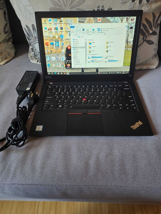 Interfata ELM  cu laptop Lenovo T490 I-5 Gen. 8 2,5  cu RAM DDR4-24GB
