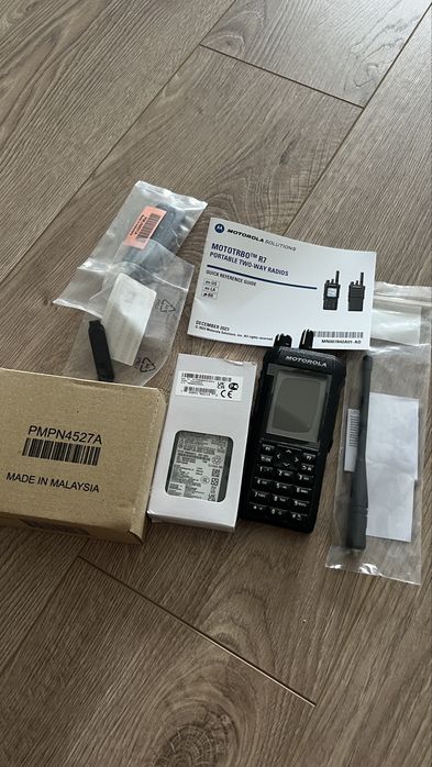 Statie motorola R7 uhf vhf