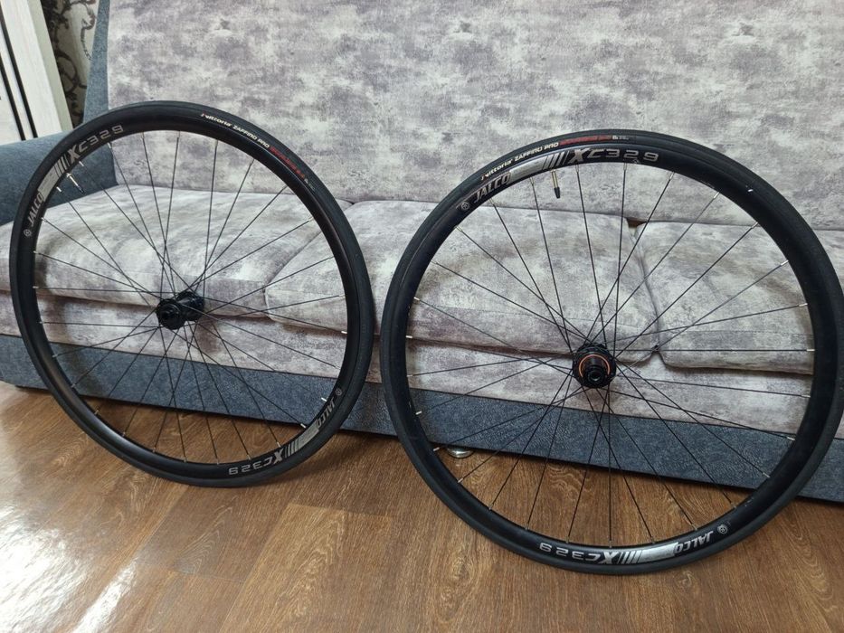 Продаётся колёси ,вилсет...