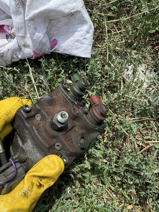 Pompa INJECTIE NISSAN PRIMERA P12 2.2 diesel/alternator/electromotor