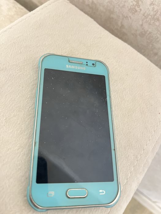 Продаю телефон Samsung Duos