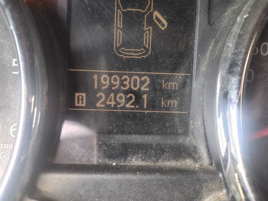 NISSAN Qashqai 2012 — imagine 3