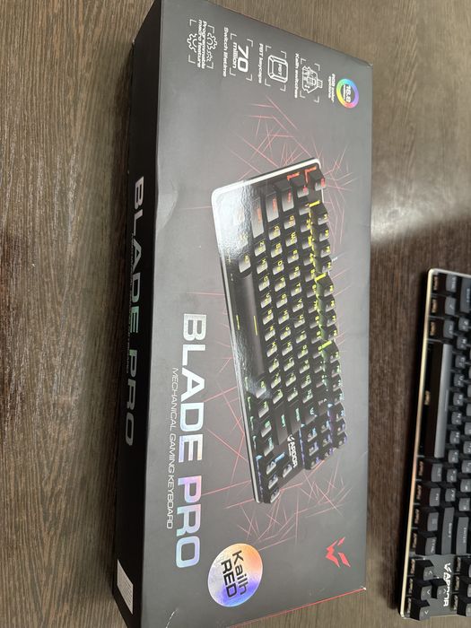 Продам игровую клавиаутуру