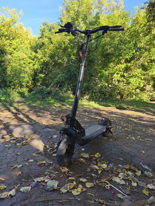 Очень срочно Продам Kuugo m4 pro +