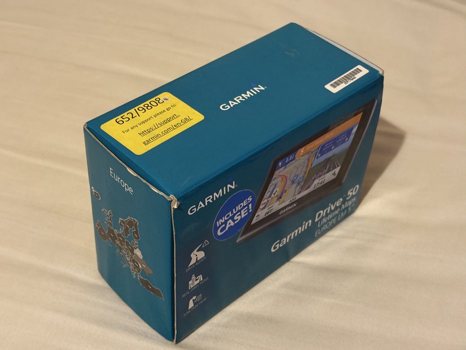 Навигация Garmin Drive 50