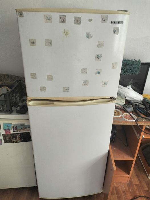 Продам стиральную машину