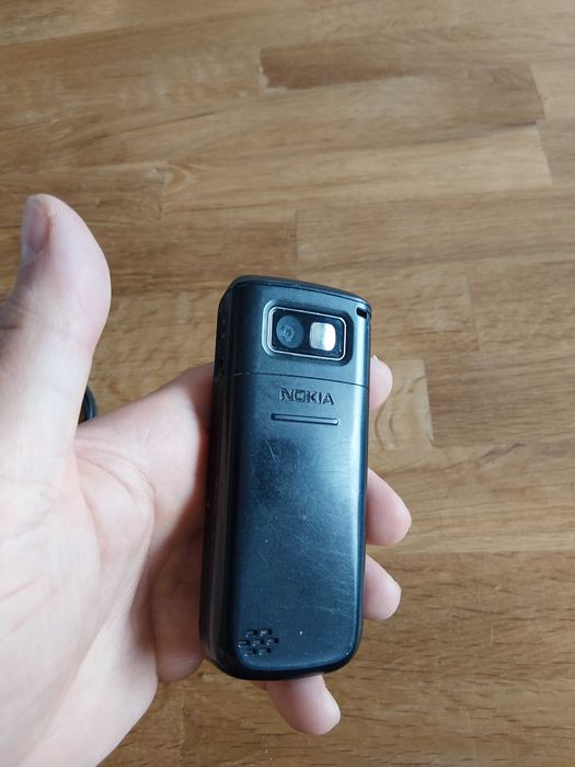 Телефон Nokia 1680c-2