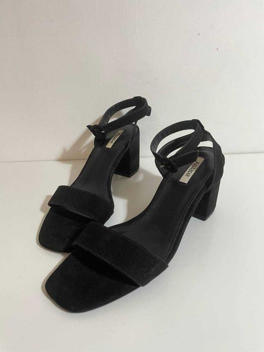 Сандали на ток с каишки Pull&Bear 40 размер