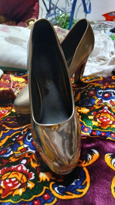 Женский туфли 37 размер