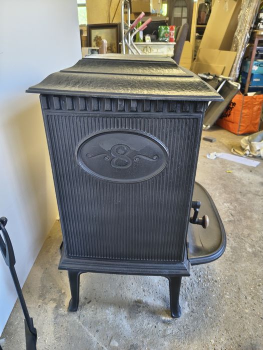 Норвежка чугунена печка Jotul 8