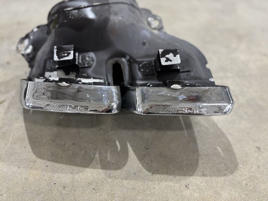 ляв накрайник и ляво гърне за мерцедес S class w222