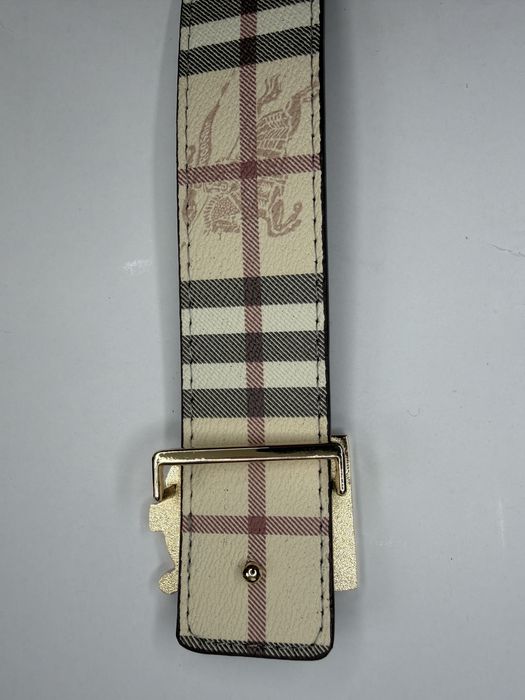 Burberry TB колан