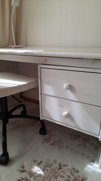 Стол письменный растущий