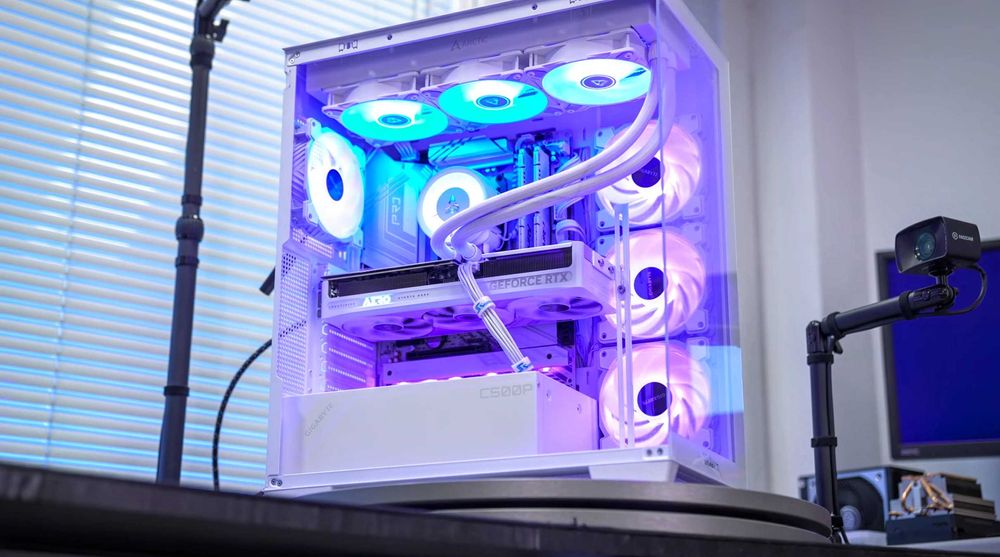 ТОП Gaming PC – RTX 5080, Ryzen 9800X3D, 64GB DDR5, 2 ГОДИНИ ГАРАНЦИЯ!