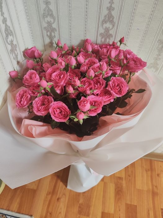 Букет цветов розы