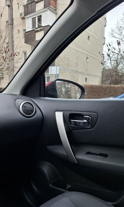 Nissan Qashqai j10