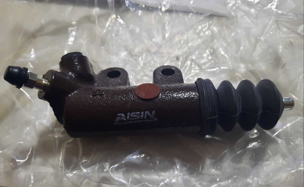 Помпа съединител Тойота Корола Версо