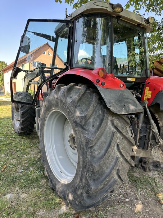 Tractor Massey Ferguson 5465