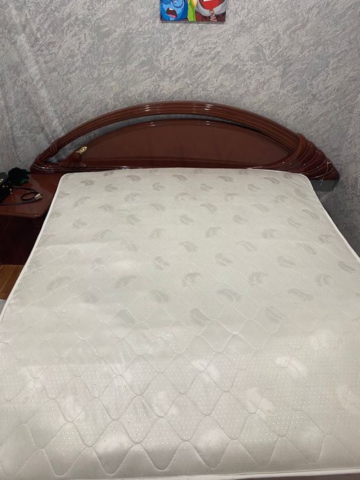 Продам матрас б/у 60000