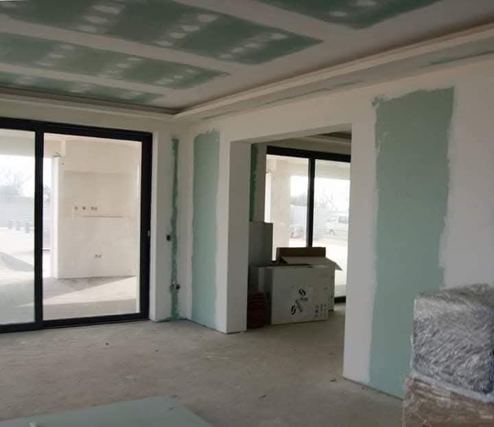 constructi case la rosu si la cheie - renovari