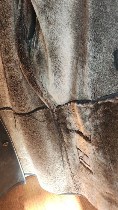 Продам мужскую дубленку.