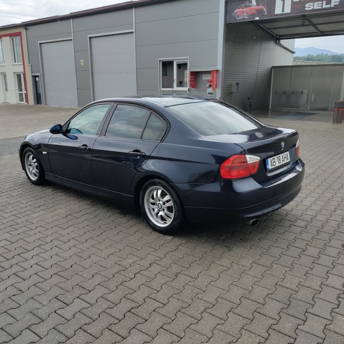 Bmw seria 3 e90 an 2006 benzina