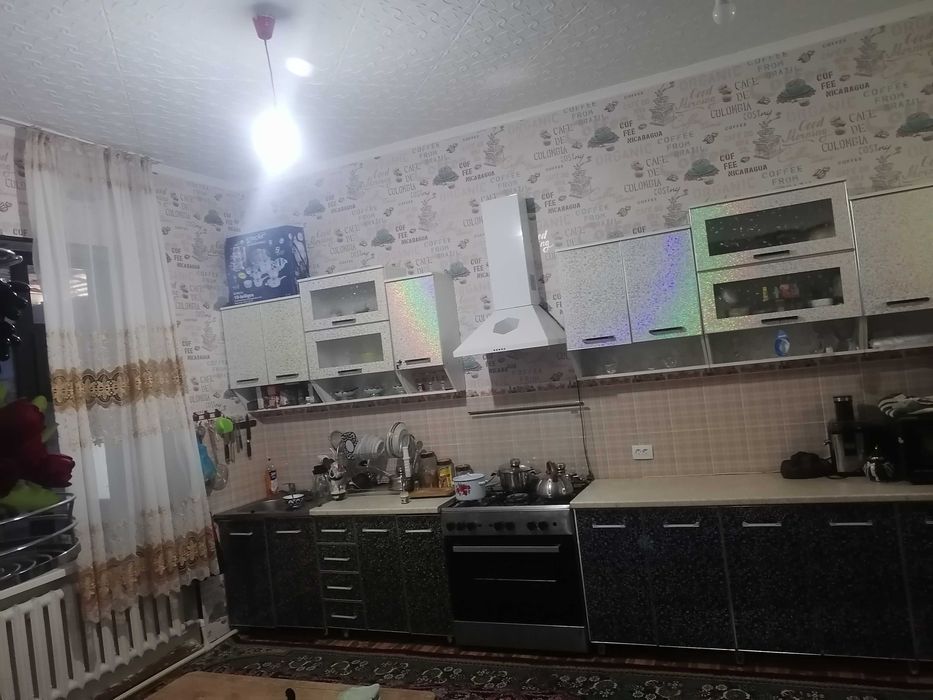 Hovli sotiladi qulay narxda