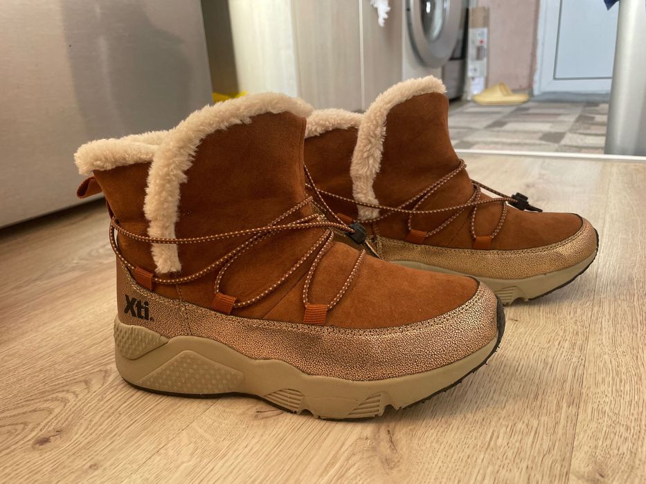 Зимни кафеви боти Xti