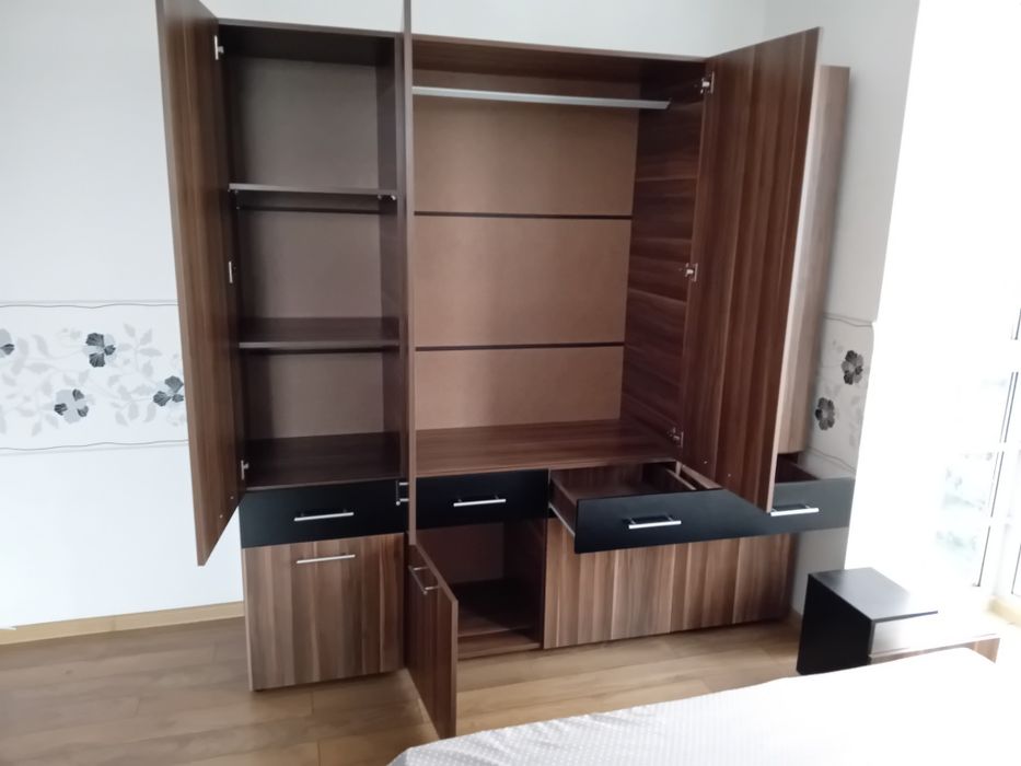 Спален комплект – гардероб,  легло 160/200, тоалетка, нощни шкафчета