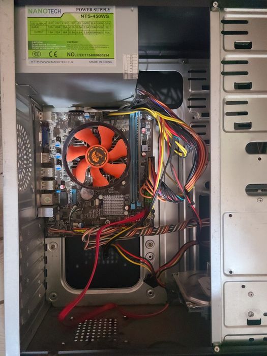 Komputer sotiladi ddr4