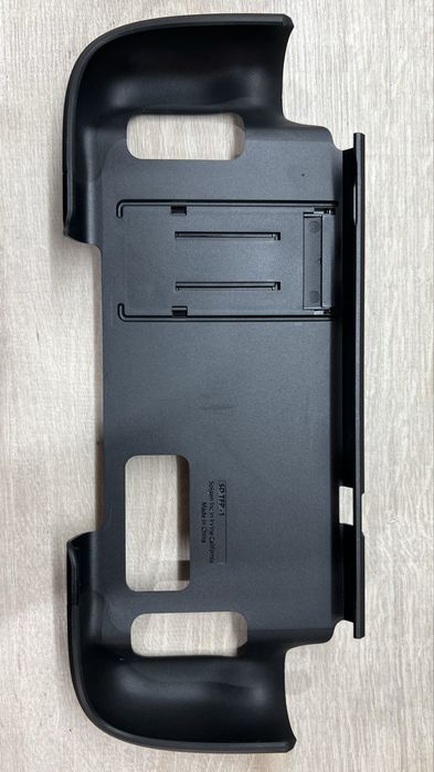 Steam deck Grip Spigen ThinFit Pro SteamDeck