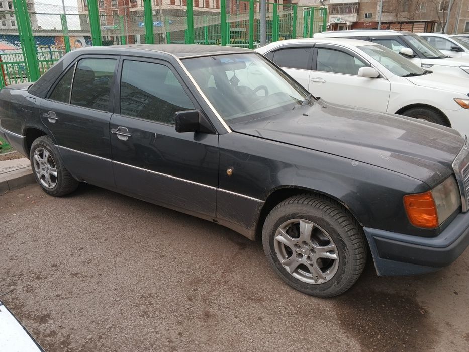 Продам Мерседес 124